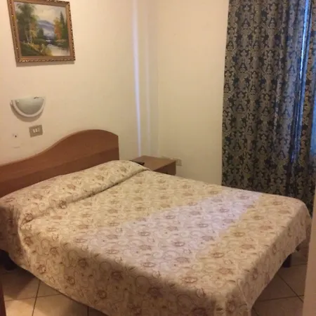 Hotel Adelchi Milan