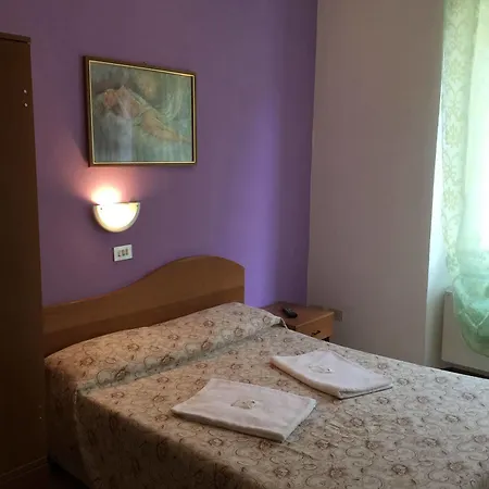 Adelchi Hotel *