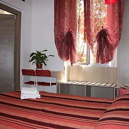 Hotel Adelchi *