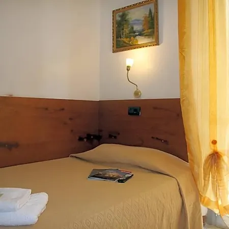 Hotel Adelchi *