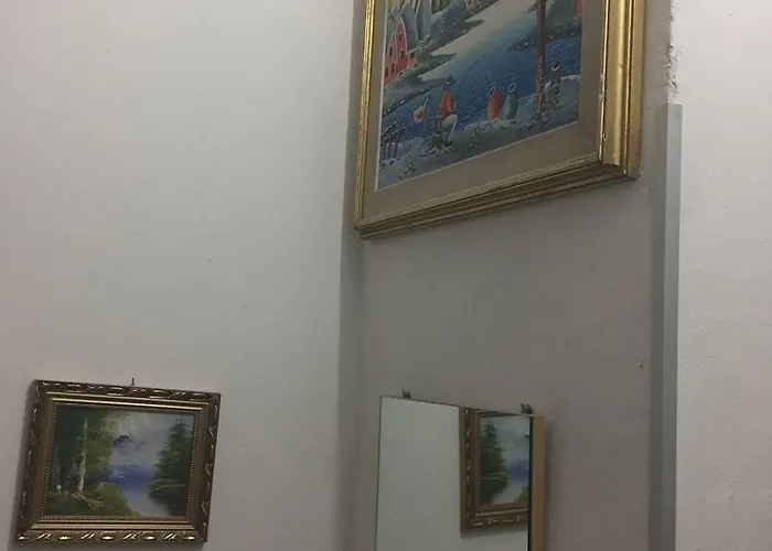 Отель Adelchi *